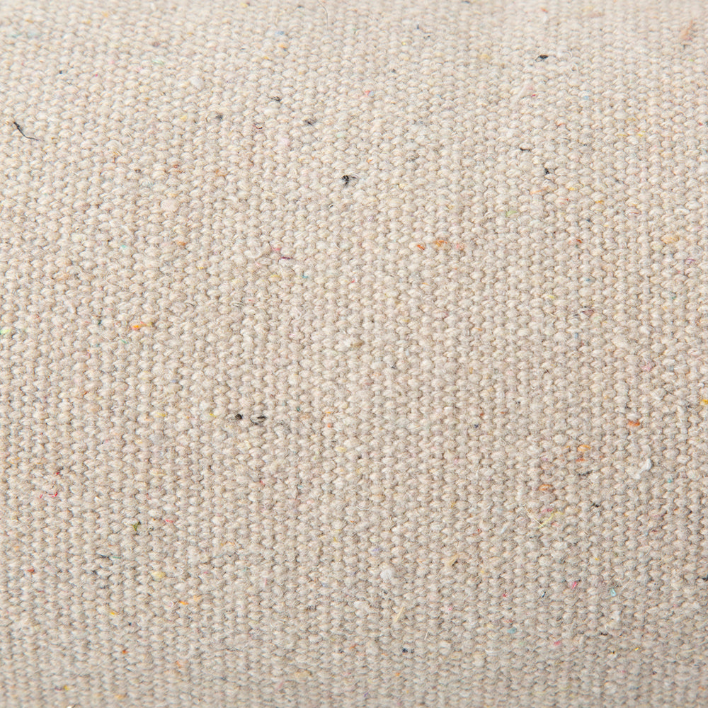 Close up of recycled cotton fabric on Scruffs Eden box dog bed cream